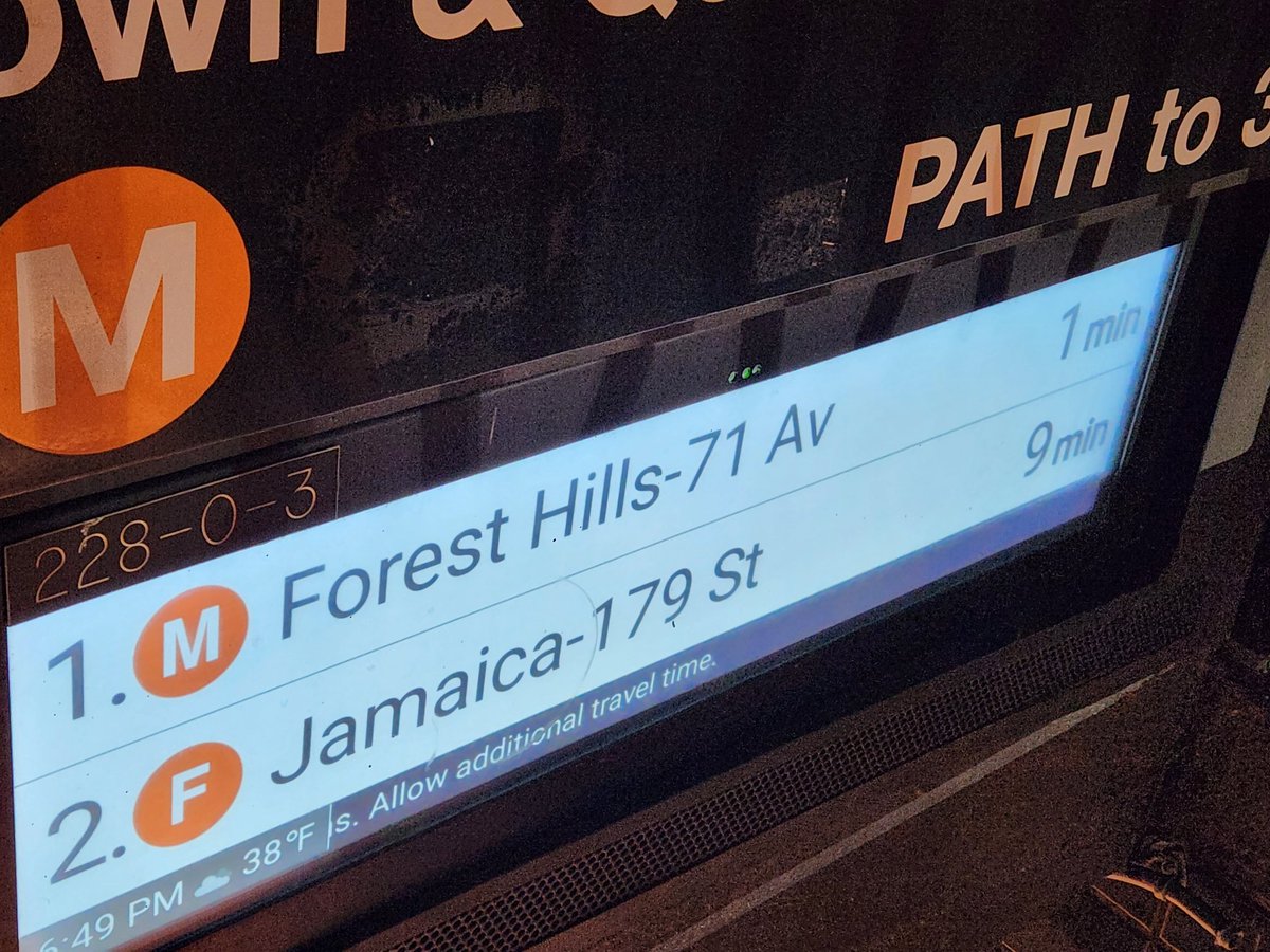 Mtasucks1's tweet image. @NYCTSubway @JulieMenin @NYCMayor every single time I must take the #ftrain it's at least a 10 min wait, this is RUSH HR. This am was a complete disaster, 1 hr and 15 min to go from #rooseveltisland to 23rd st and now going home a ten min wait?? #absentreps #nyvisoverl