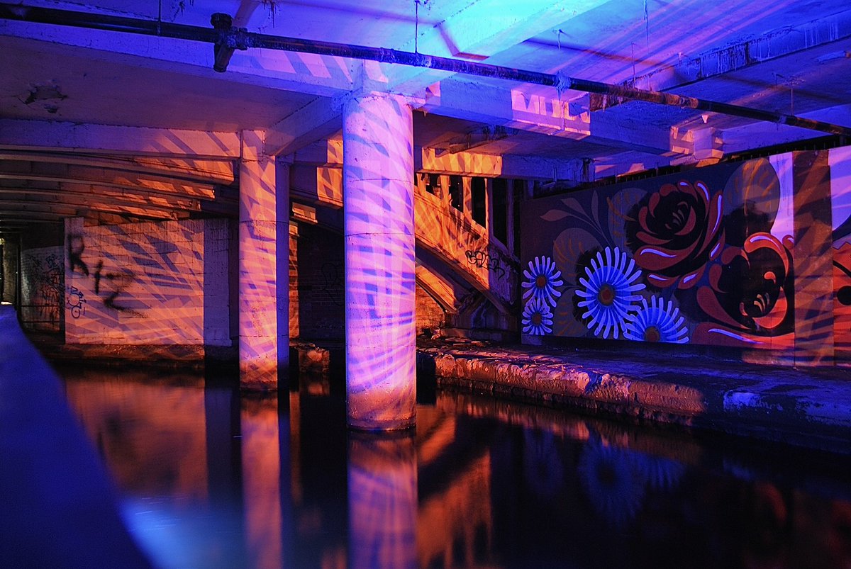 Gareth Worthington (@garethmanc) on Twitter photo Amazing to go down the #PiccadillyUndercroft with my <a href="/CityCo/">CityCo Manchester</a> colleagues to see the fantastic light installation.
πππ <a href="/CanalRiverTrust/">Canal & River Trust</a> Amazing to go down the #PiccadillyUndercroft with my <a href="/CityCo/">CityCo Manchester</a> colleagues to see the fantastic light installation.
πππ <a href="/CanalRiverTrust/">Canal & River Trust</a>