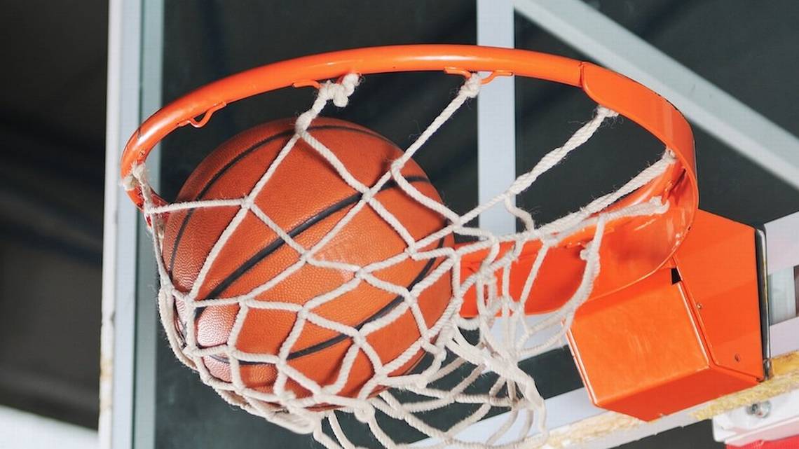 Lou Bezjak (@louatthestate) on Twitter photo Vote now for Columbia-area Boys High School Basketball Player of Year <a href="/RedhawkMBB/">Westwood Basketball</a> <a href="/irmobasketball/">Irmo Basketball</a> <a href="/keenanhoops/">Keenan Basketball</a> <a href="/lhsmbb/">@LHSMBB</a> @GCAHoops1 <a href="/AthleticsHHES/">Heathwood Athletics</a>
thestate.com/sports/high-sc⦠Vote now for Columbia-area Boys High School Basketball Player of Year <a href="/RedhawkMBB/">Westwood Basketball</a> <a href="/irmobasketball/">Irmo Basketball</a> <a href="/keenanhoops/">Keenan Basketball</a> <a href="/lhsmbb/">@LHSMBB</a> @GCAHoops1 <a href="/AthleticsHHES/">Heathwood Athletics</a>
thestate.com/sports/high-scβ¦