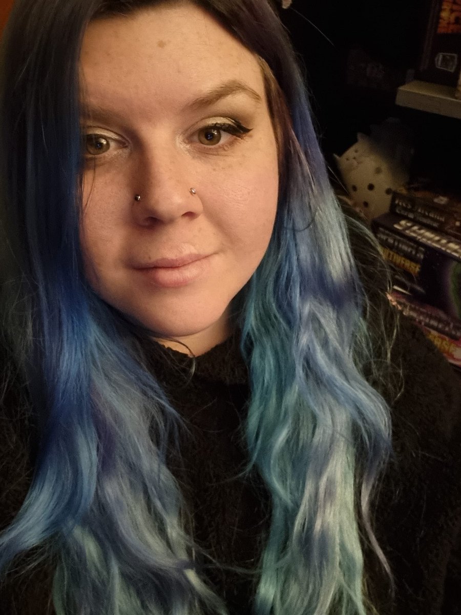 Raethegrill's tweet photo. At the moment I am kind of taking a break from streaming, I'm struggle to feel it like I use it, there's a lot of self doubt and uncertainty in what to stream so
a fresh start and a break is needed #littlebreak https://t.co/NtAu7tVYN6