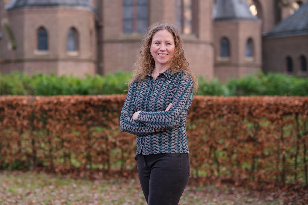 CDAOverijssel's tweet photo. Elske van der Mik uit Schalkhaar staat op plek 4 op de kandidatenlijst van CDA Overijssel voor Provinciale Staten. Zij stelt zich graag aan je voor: https://t.co/hdfdGTWW1g #meerelskemeerwij #minderikmeerwij #psov2023 #voorheelnederland @Elskemik @CDAOverijssel https://t.co/RVB2p0Wh0U