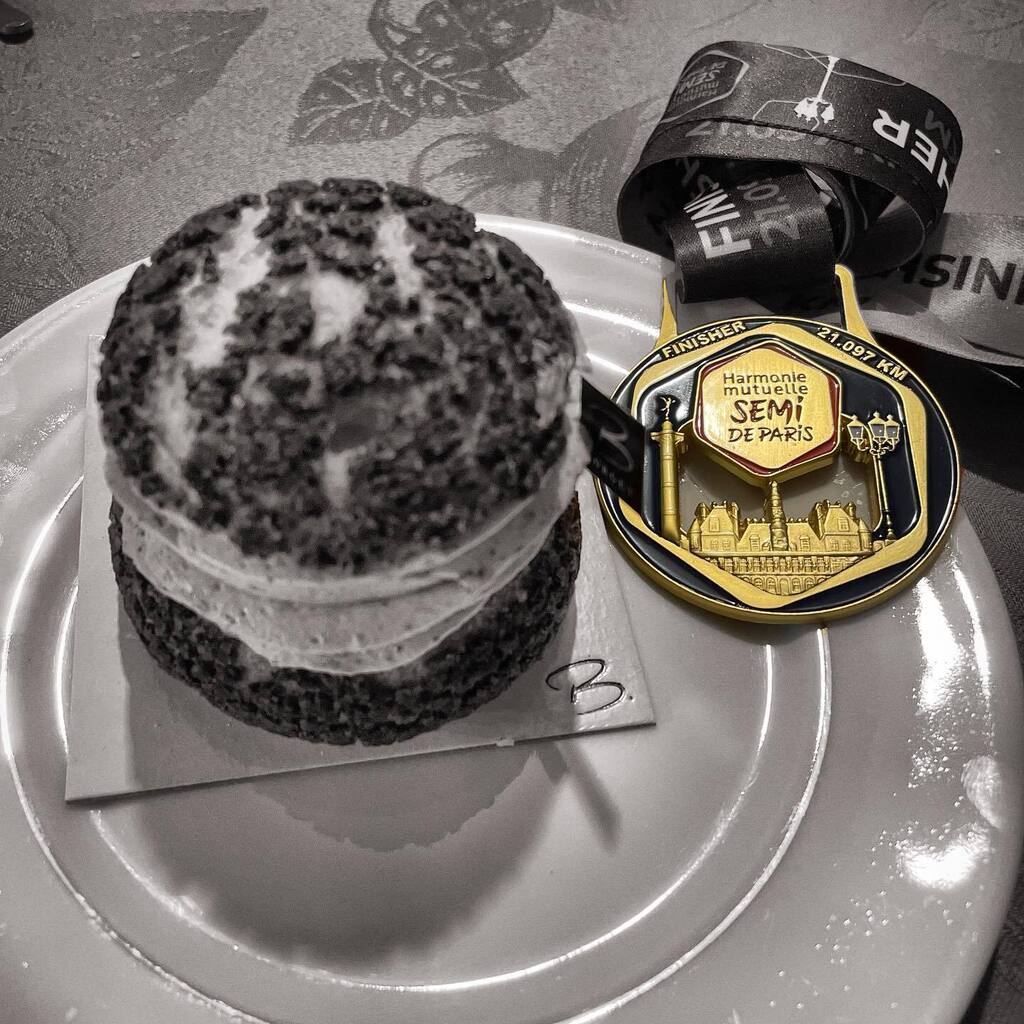 What is worthy.
•
Douceur sucrée méritée !
Tu savais le challenge compliqué à relever, mais avec volonté et envie tu es allée jusqu’au bout de ce #semideparis! 💪🏼
•
Bravo ! Tellement fier de toi @tif_n_fit 🤩😘😘
•
•
•
#medal #semiparis #finisher #s… instagr.am/p/Cpf5zsXLXGZ/