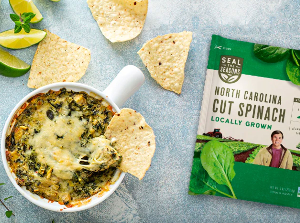 A7: Did someone say dip?! We love using our frozen spinach for Spinach and Artichoke dip! It is a real crowd favorite! 🧀🥬 #FrozenFoodMonth sealtheseasons.com/blogs/recipes/…