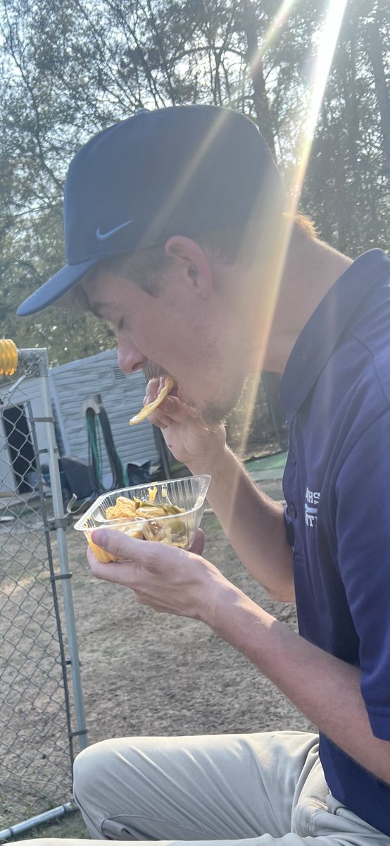 Ain’t no nachos like them home nachos!!! <a href="/N_shoreBaseball/">Northshore Panthers Baseball</a> takes on <a href="/HHSTigerBsb/">Hahnville HS Baseball</a> today at 4!
