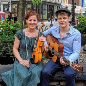 BostonCentral's tweet photo. Celebrate March with some Lively Irish Music &amp; Dance, Fun Kids Concerts, Magic Shows, Maple Sugaring, Lions, Owls and more!  Don't forget Daylight Savings starts this weekend! ☘️🎶🦉⏰ #bostonevents https://t.co/GwhC1E4tIL https://t.co/gDca12omkb