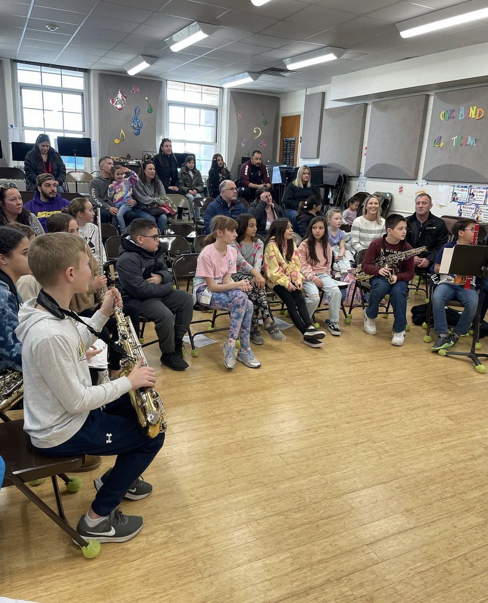 CMmusicdept's tweet photo. The inaugural performance of Center Moriches’ first ever Young Composers Club was a huge success! These students spent months writing music, creating, practicing, reflecting, and rewriting, and never failed to support or help one another. #CMPride #CMPositivity @cm_huey https://t.co/MErgFEE0zv