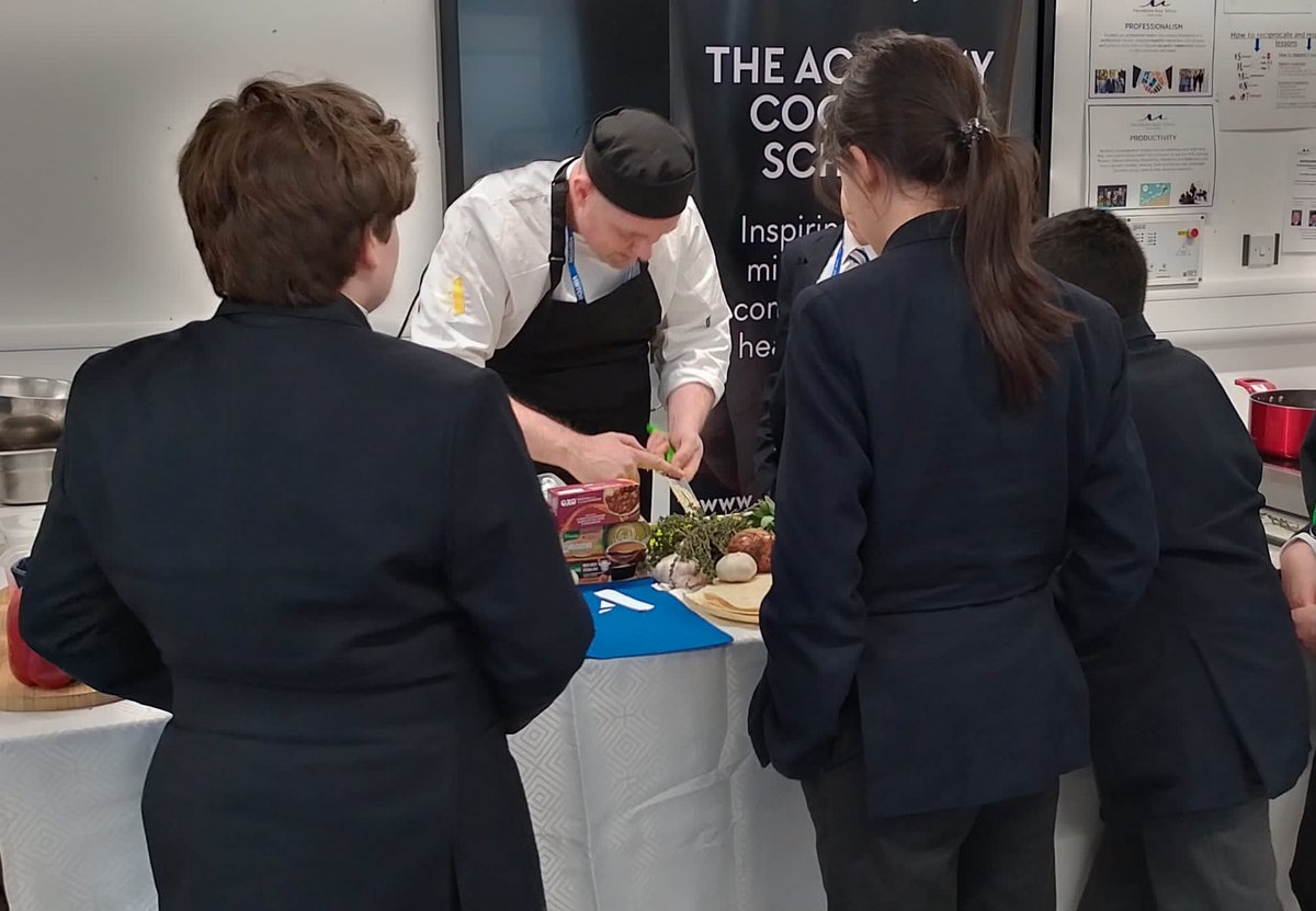 Rob Cass 👨🏼‍🍳 AKA The Marching Chef tweet media