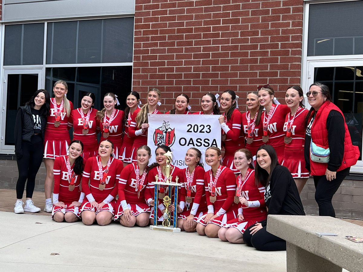 kyraholmes_18's tweet photo. can’t believe I get to say I’m a state champion!!  @BigWalnutCheer #OASSA https://t.co/3RDhN6rzg5