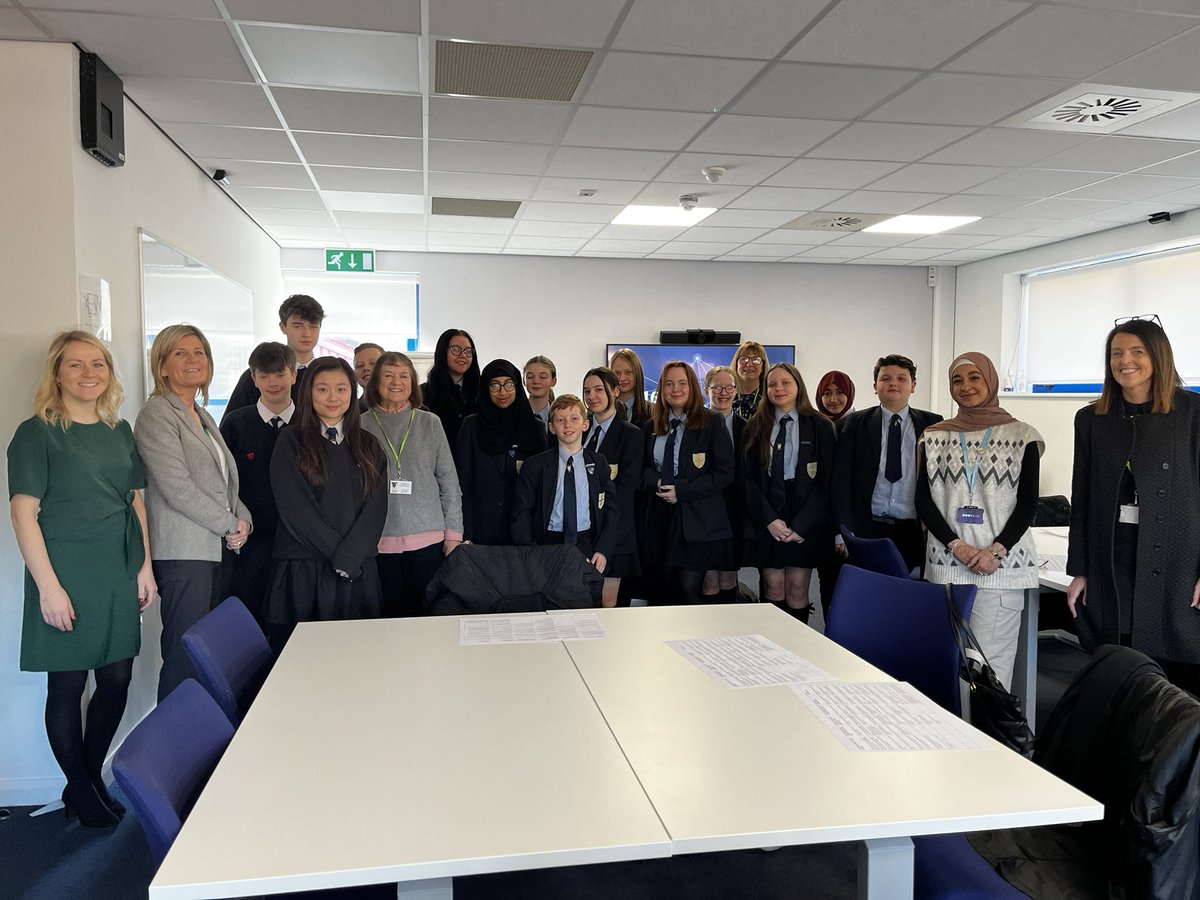Super discussions this morning with <a href="/HawkleyHallHigh/">Hawkley Hall High</a> school council. Some challenging questions put to us about how we support them and others across our Borough. All so articulate and did themselves and school proud. Thanks for having us! <a href="/bullen_jenny/">Jenny Bullen</a> <a href="/sandie_hayes/">Sandie</a> <a href="/Dwood1J/">Debra j wood 🐝</a>