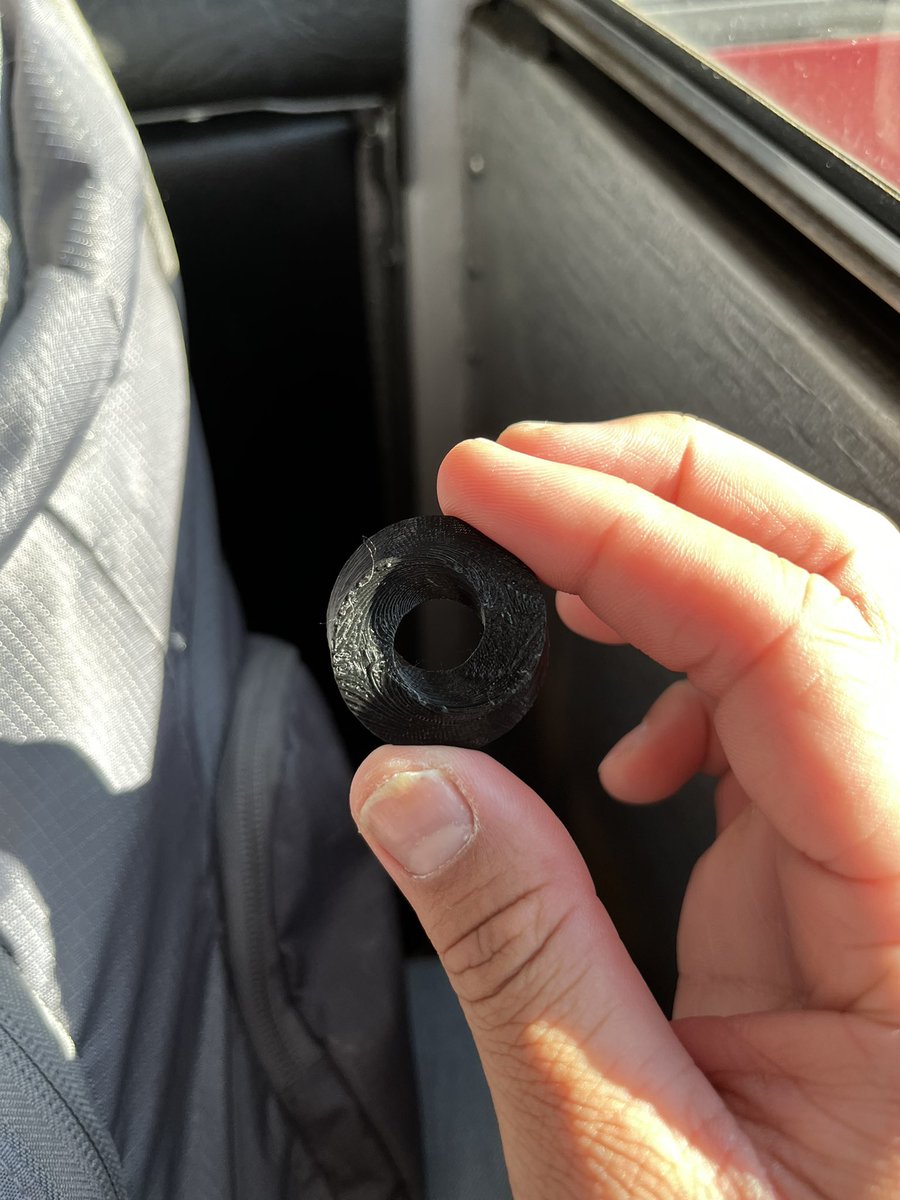 dinnerchair's tweet image. Close but not quite. #3d #makerbot