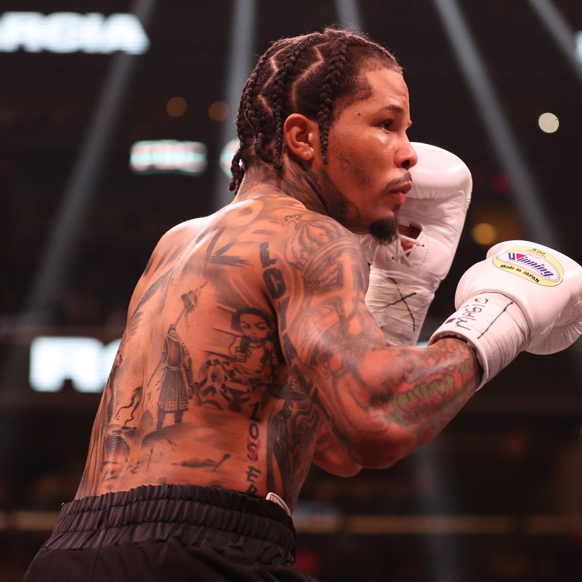 user561711's tweet photo. i just watched tanks last 4 fights and he fought each one very differently and that shows he adapts in every fight, most of the fighters today dont do that you know what they are going to do before the fight with tank you dont🤷 https://t.co/AIdKNWkCfu