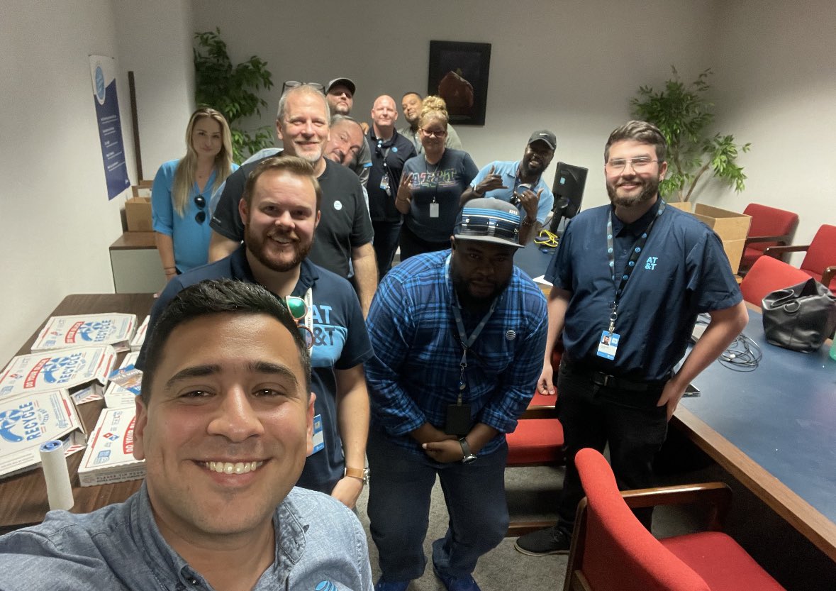 The team!! IHX 🌺🌺🔥🔥🥰🥰🌺🌺<a href="/luis_trosel/">Luis Trosel</a>