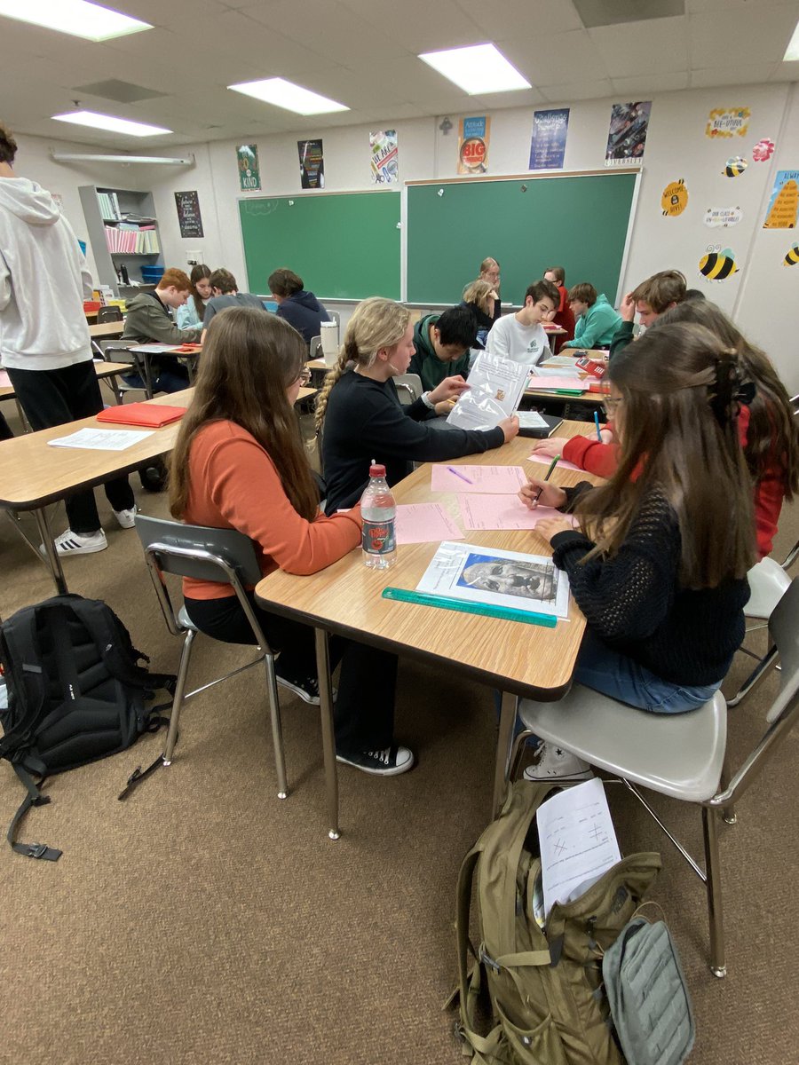 Mrs_Stilwell's tweet photo. Problem Solving to start off the block today.  Great teamwork! Productive struggle going on. https://t.co/FOwntLMSlF