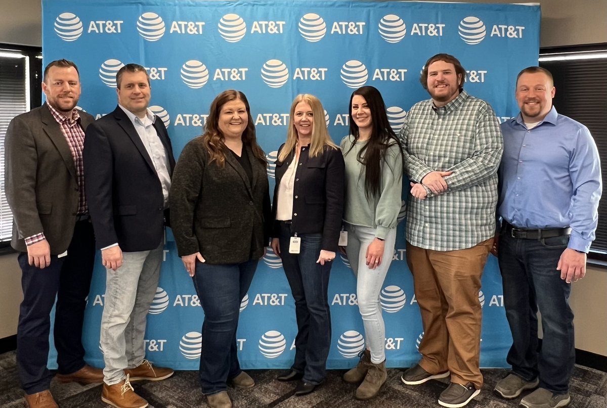 Grateful not only during #EAW23 but every day to get to work with these peeps! #LifeAtATT <a href="/BOLDNP/">BOLD Northern Plains</a>
