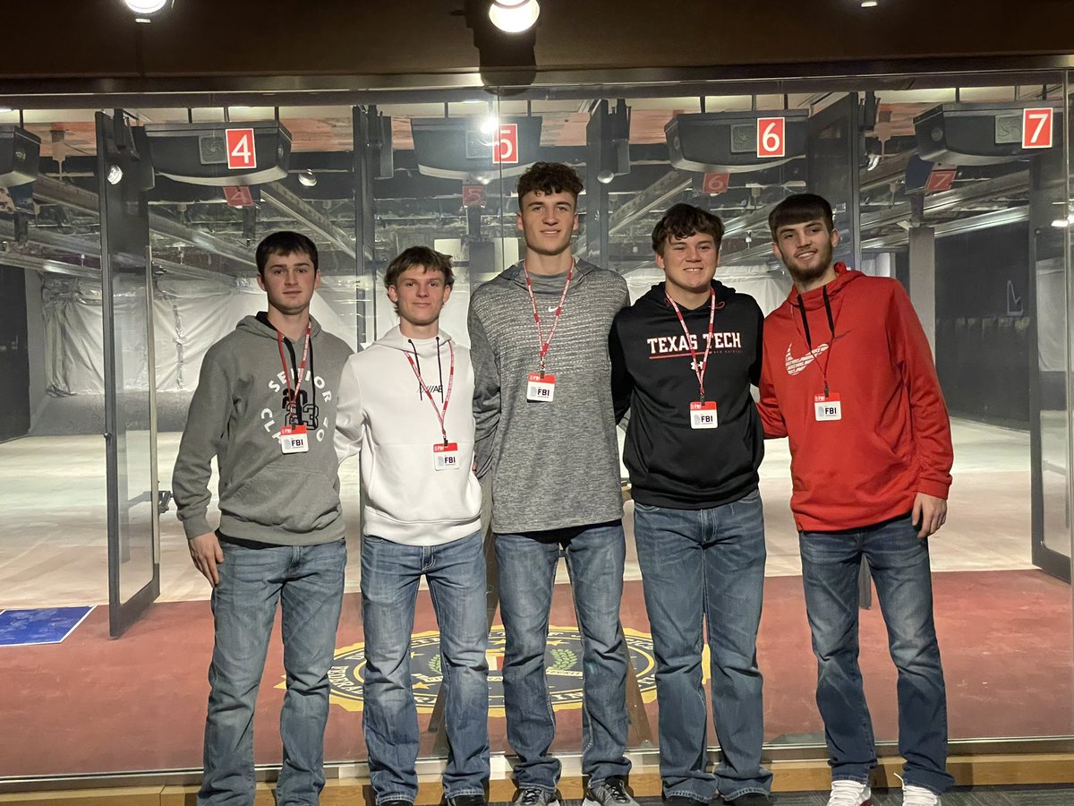 haagsolutions's tweet photo. Hard to imagine a better two weeks for these 5 SR boys. Trophy at State. Leave Sunday for a week of guided tours in DC. Going to miss these boys. https://t.co/NgMTzRlWmO