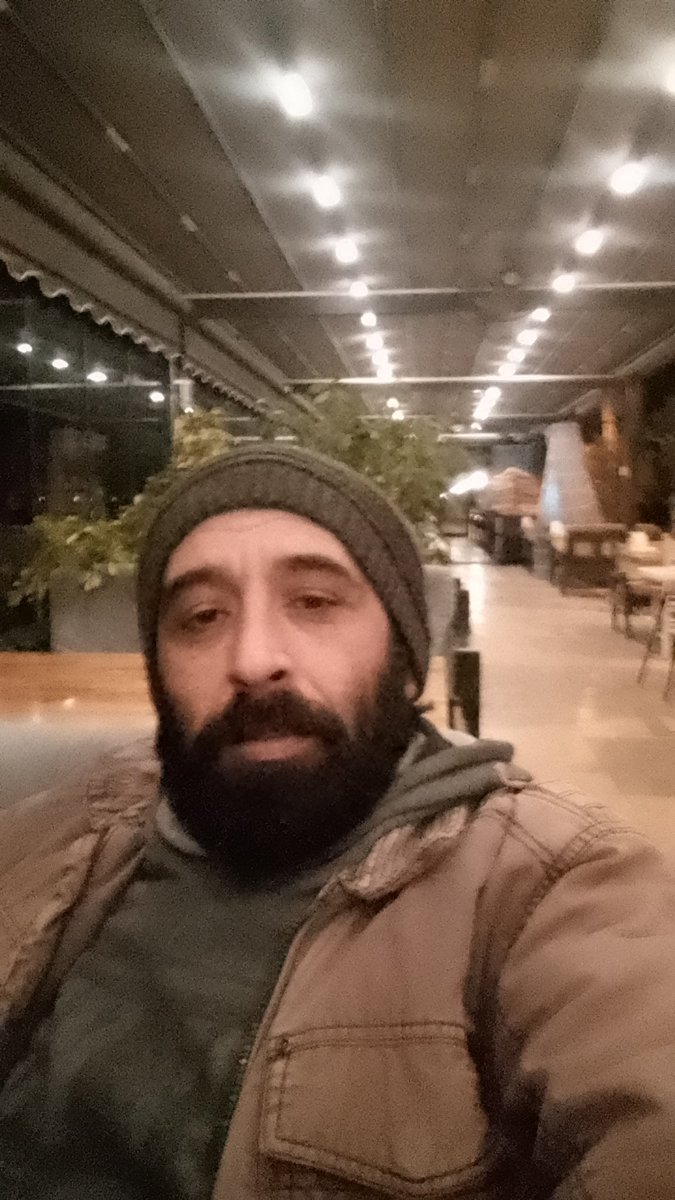 MUGLALI487's tweet photo. Slm ben mugladan EMİN 41 yasindayim bekarim. Benimle guzel anilar yasiyacak zevkine duskun   evli veya bekar alimli calimli ve maddi durumu iyi olan bayan arkadas ariyorum   ilgisi olan Bayanlar bana ulassin 🥰 https://t.co/UgKha0uPa1