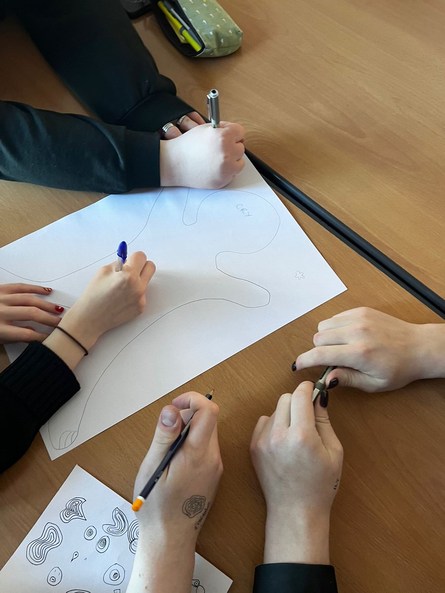 A few pictures from our Study Skills workshops today 😁 A massive well done to all of our S5/6 pupils! 👏🏻 You've got this 💪🏻📚🔍 <a href="/KirkintillochHS/">KHS</a>