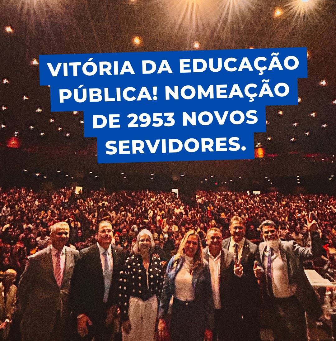 ReginaldoVeras's tweet photo. Parabéns aos 2953 profissionais da #SEDF nomeados. A educação só ganha com a chegada de vocês. Nosso trabalho muda a vida de crianças, jovens e de famílias inteiras. Viva a nossa categoria! Viva a educação pública de qualidade! https://t.co/OnwM3pv1Zr