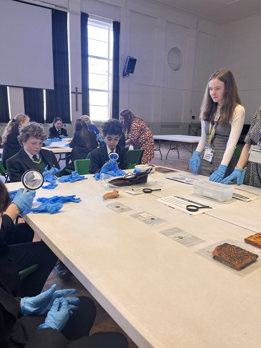 CHSC_History's tweet photo. We were delighted to have Katherine Wilson and Tom Pickles from the University of Chester into our school today to deliver a Medieval Object handling session to our year 7 students. https://t.co/14zUbluxen