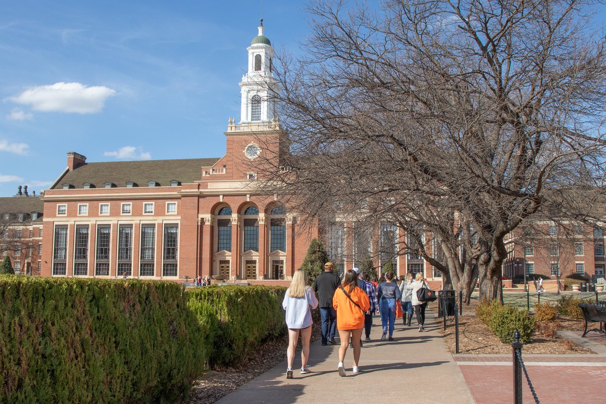 BeAnOSUCowboy's tweet photo. We had the best time getting to know our #FutureCowboys at our Admitted Student Days event, and we can't wait to welcome you to #okstate this fall! Remember to post your photos using #okstate27 and #StillyBound by Wednesday for your chance to win OSU gear. https://t.co/CH6uoLO28L