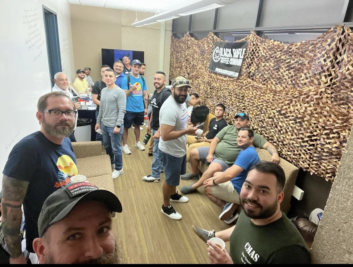 UTSAVeterans's tweet photo. Tomorrow Coffee with Vets will be held at the University Career Center in the SU 2.02.04! We can’t wait to see y’all! Afterwards we will be hosting a Resume Workshop #utsa #utsaveterans #coffeewithvets https://t.co/AN4nieSBZM