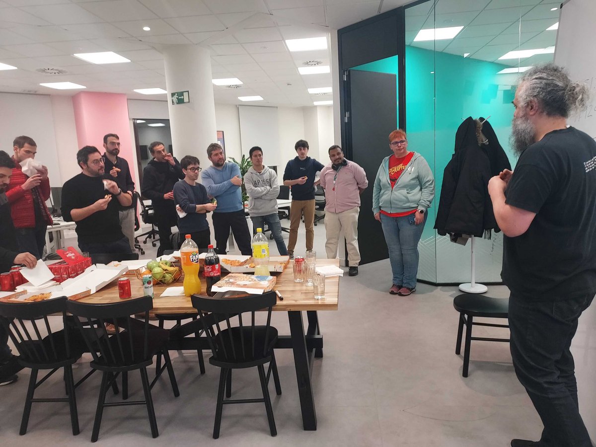 bcnswcraft's tweet image. Closing today's coding dojo, thanks to all attendees, @trikitrok and @thetrainline. Excellent discussions and learnings! Stay tuned to our meetup meetu.ps/c/1yD1b/sJyPP/a, more practice coming soon 💥#softwarecrafters #codingdojo  #kata