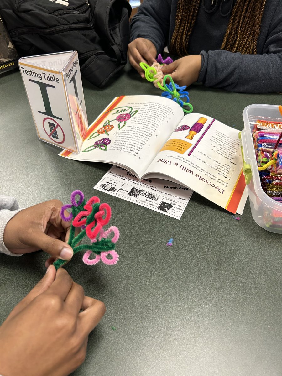 HoltLibrary's tweet image. More low tech/no tech #TeenTech fun in the library. What will you create today? #WSDLibraries