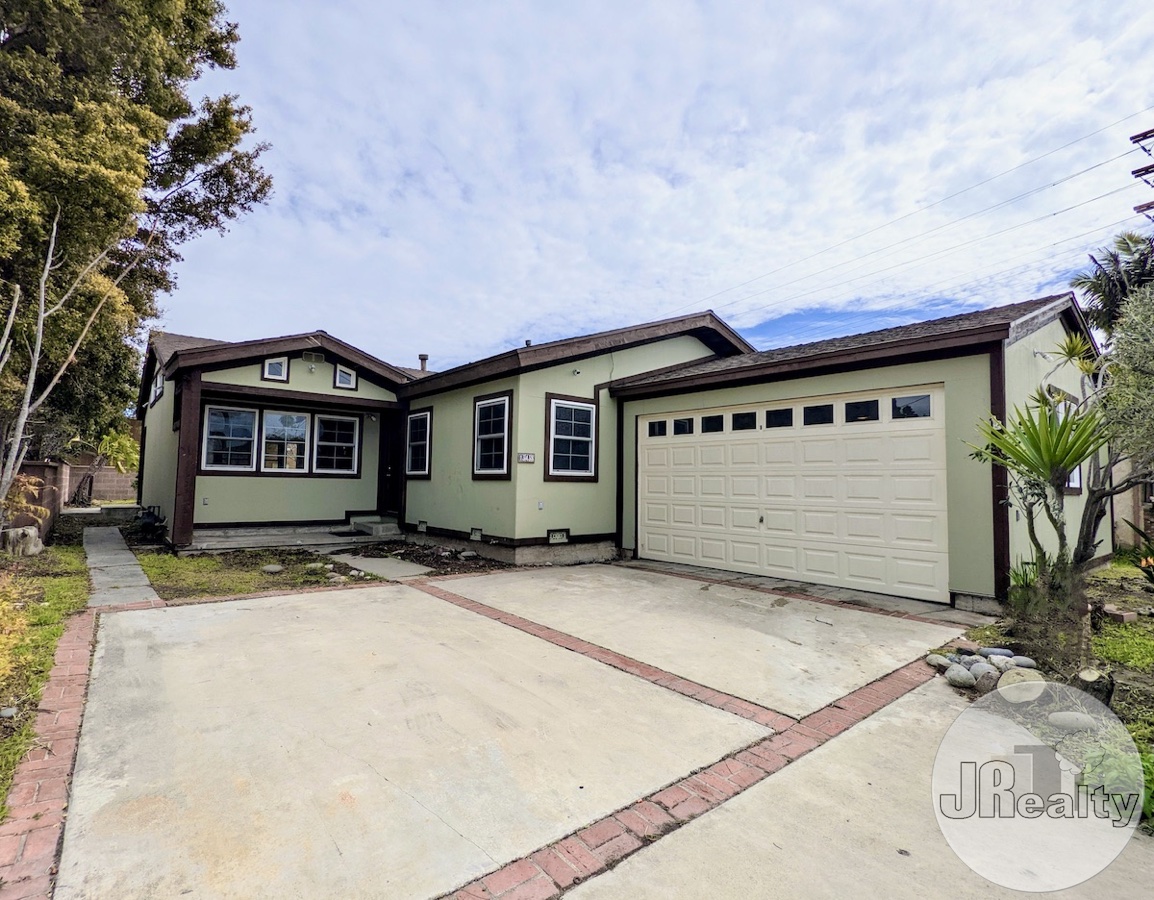jrealty's tweet photo. 13438 Isis Ave Hawthorne, CA 90250
For showings: https://t.co/nHAZk5Oow7
#JRealty #PropertyManagement #ForLease #Hawthorne https://t.co/nRmg7O10kq