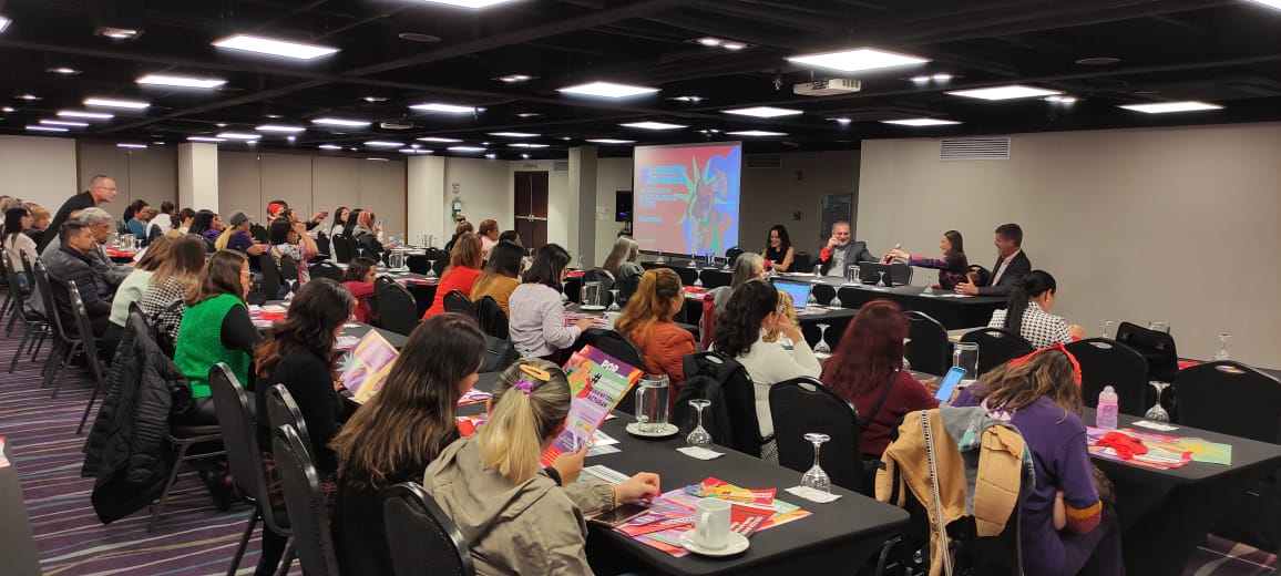 💥Inicia el Foro #LasMujeresReforman para mejorar la igualdad de oportunidades, promover la diversidad y proponer una agenda con enfoque de género en los lugares de trabajo.

✊¡Somos muchas, somos trabajadoras! 1/
