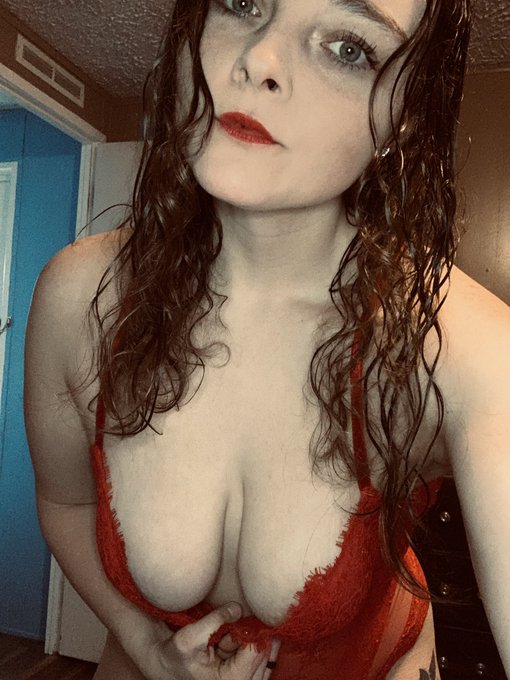 My snap is down. But I still have onlyfans. Subscribe today for a surprise in your dm receive 1 out of