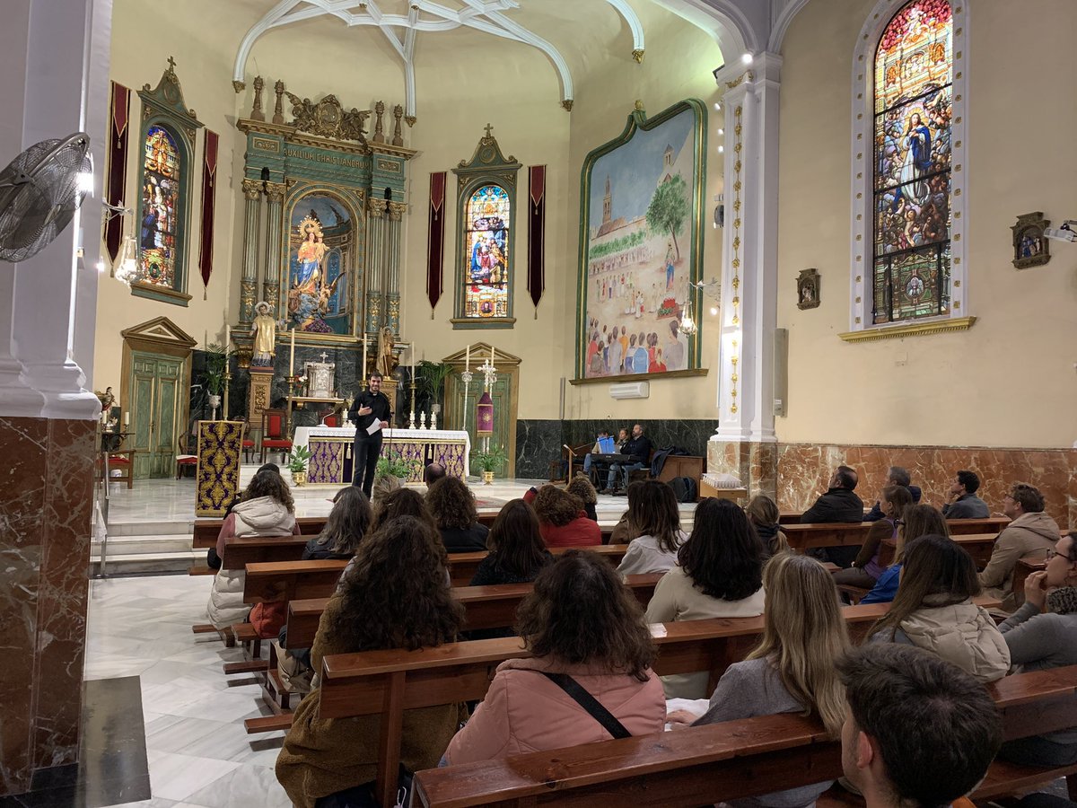 salescordoba's tweet photo. Hoy, martes, el claustro de profesores y personal de administración y servicio ha tenido una tarde de retiro en este tiempo de Cuaresma. Agradecemos al sacerdote Fernando Suárez su presencia y la reflexión compartida.
#SalesianosCórdoba #AbrimosCaminos #CuaresmaSalesiana https://t.co/5MLoax6vXs