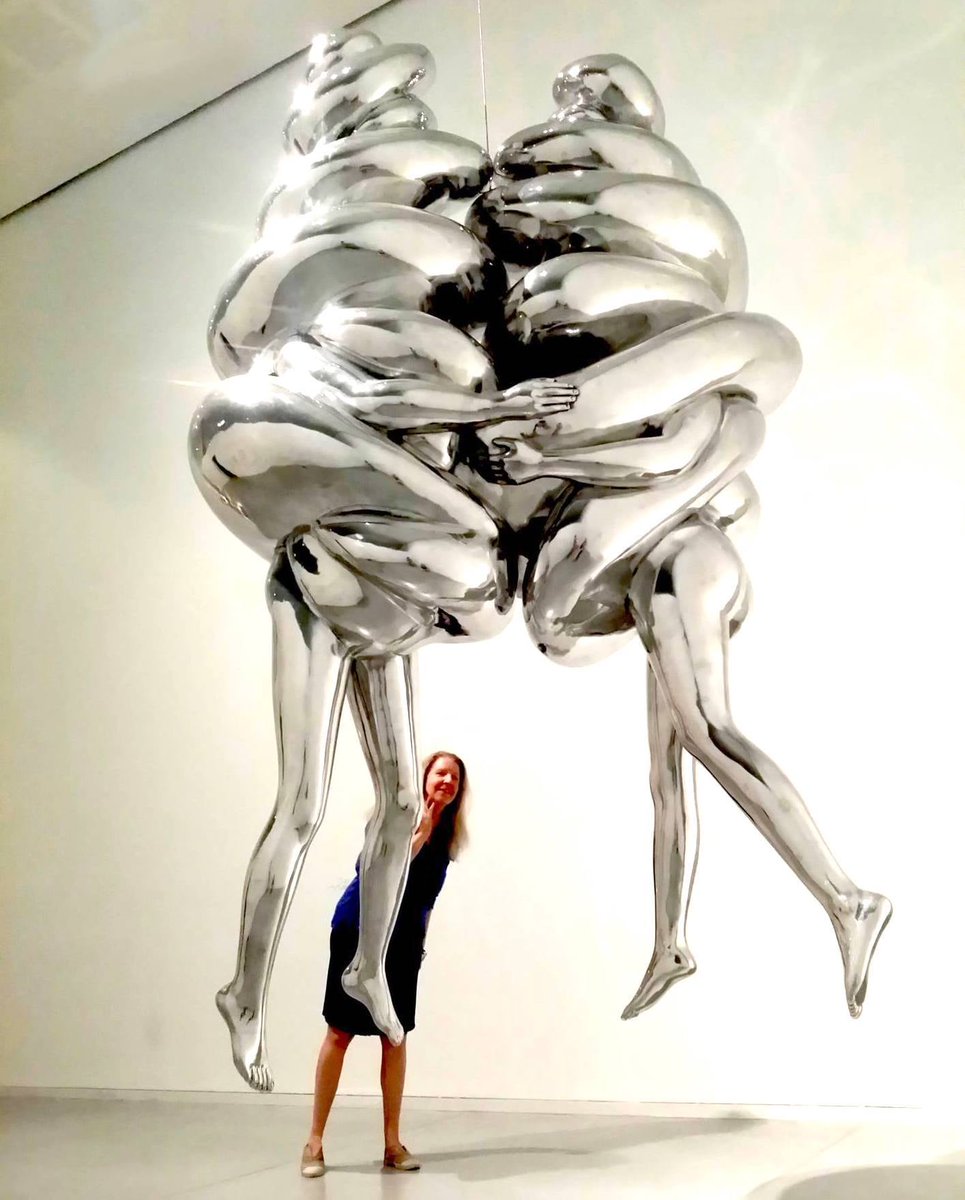 Louise Bourgeois 1911-2010 artiste française, naturalisée américaine. Elle est principalement connue pour ses sculptures monumentales d'araignées
Me voilà dans l'expo Louise Bourgeois à Tel-Aviv, en 2017
#LouiseBourgeois #ExpoMusee #Artiste #Women #YoyoMaeght #Expo #Sculpture