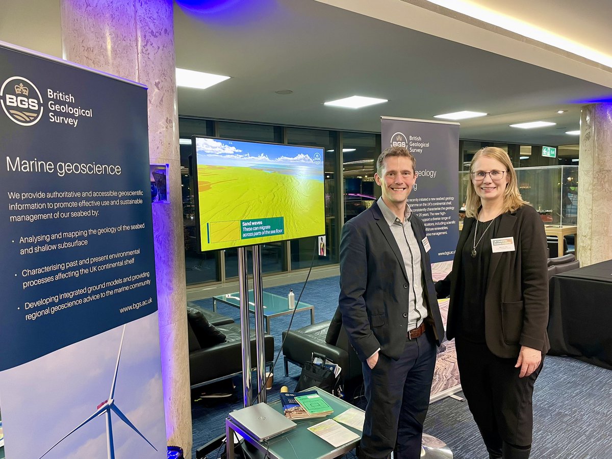 MelJLeng's tweet image. Show casing @BritGeoSurvey seabed mapping capability at the #SeabedMapping showcase #CSM #CenterForSeabedMapping