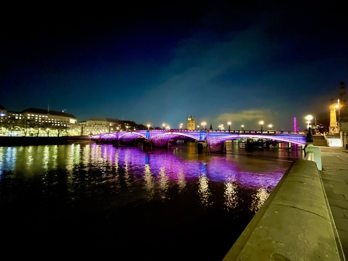 MelJLeng's tweet image. Show casing @BritGeoSurvey seabed mapping capability at the #SeabedMapping showcase #CSM #CenterForSeabedMapping