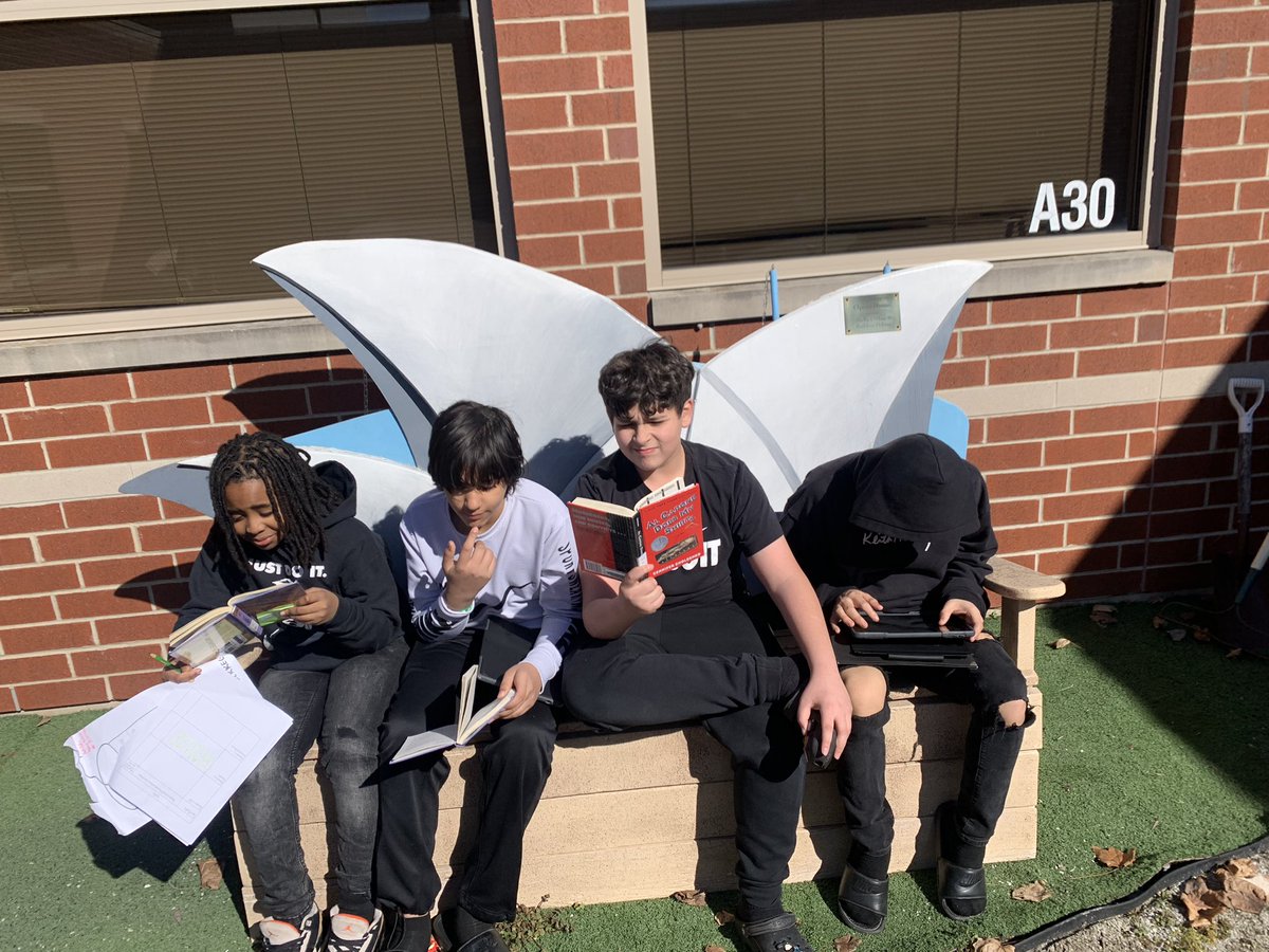 MsTestaSilver7's tweet photo. We decided to spend some time reading for our book clubs outside in the sunshine 🌞 today! https://t.co/rk85HIpGEn