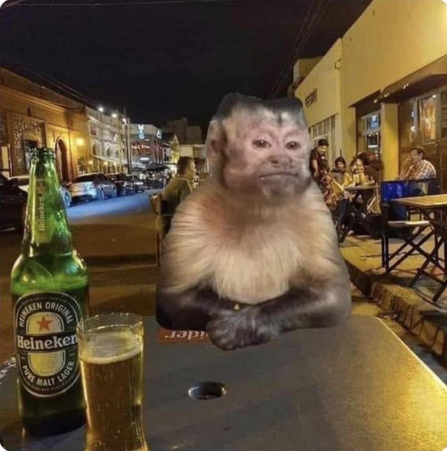 İctigim alkolün etkisini göstermesini bekliyorum