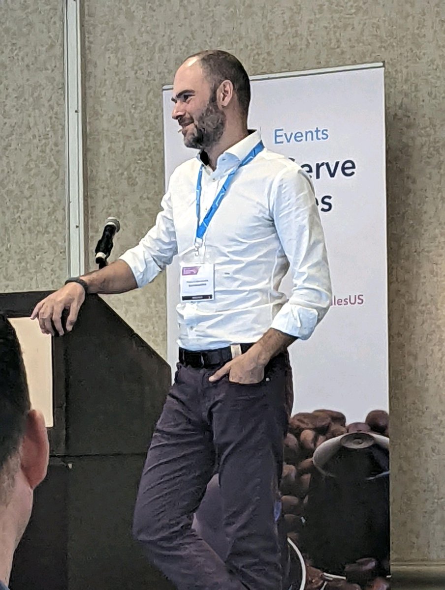 natureworks's tweet image. Flavio Di Marcotullio took the stage today at the @Contact_AMI Single-Serve Capsules conference to discuss how global brands are accelerating the introduction of biobased compostable coffee capsules. ☕🌱#BiobasedProductsDay @BioPreferred #NBPD #Ingeo #AMICapsulesUS