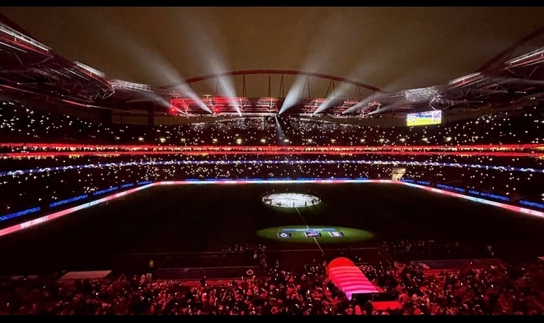 kiko_190438's tweet photo. O estádio mais lindo do mundo: https://t.co/Co6u0Jr1O5