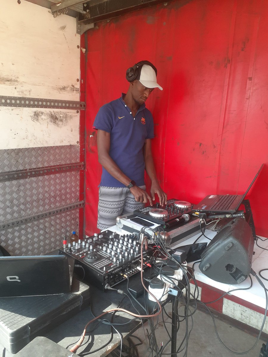 Nash_da_dj's tweet photo. https://t.co/QU6aCXVxsm