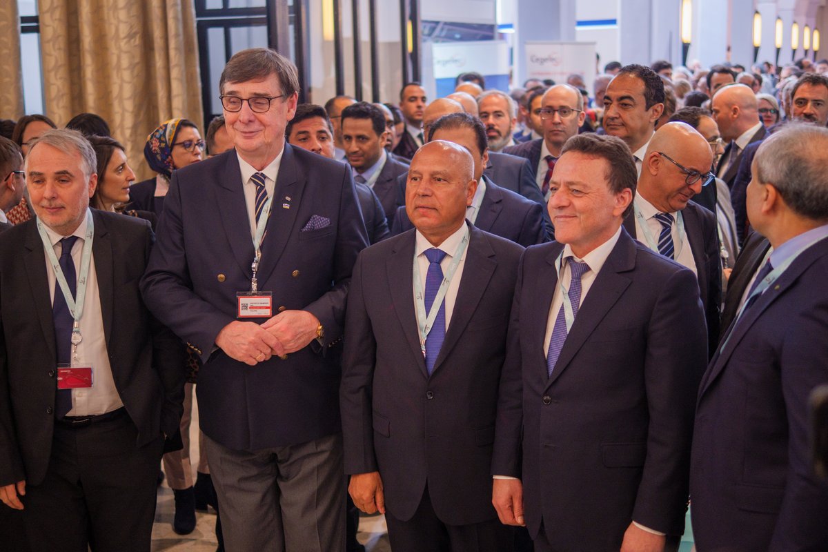 MiroslavHaltuf's tweet photo. 2⃣12:45 opening of the Exhibition #UICrail #oncf #UIChighspeed2023  - Mohammed Abdeljalil, Minister of Transport &amp; Logistics of 🇲🇦, at the @EURail_JU stand showing the list founding members including those from the 🇨🇿 @azd_praha and @ceskedrahy_ explaining the Flagship Areas. https://t.co/140i3uxDSK