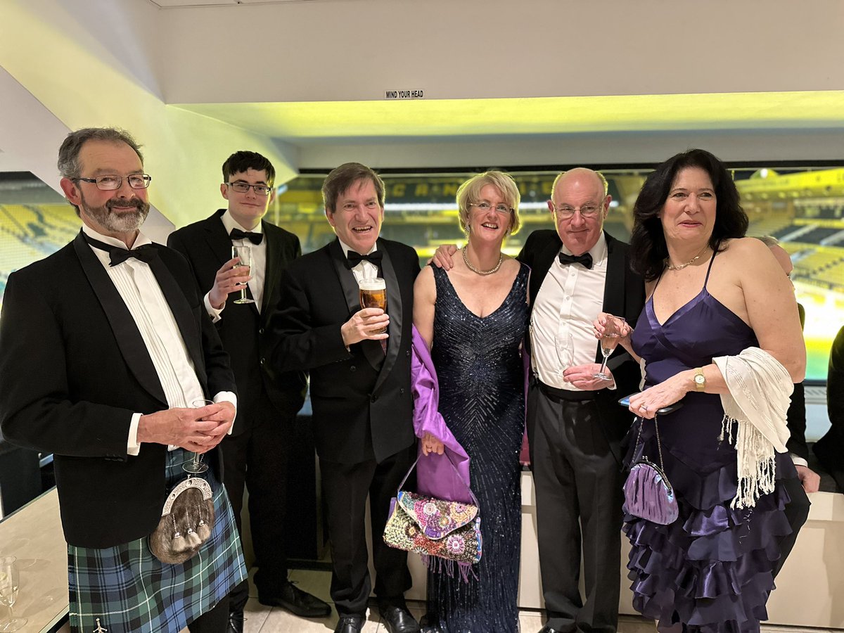 Chet Valley Vineyard tweet media