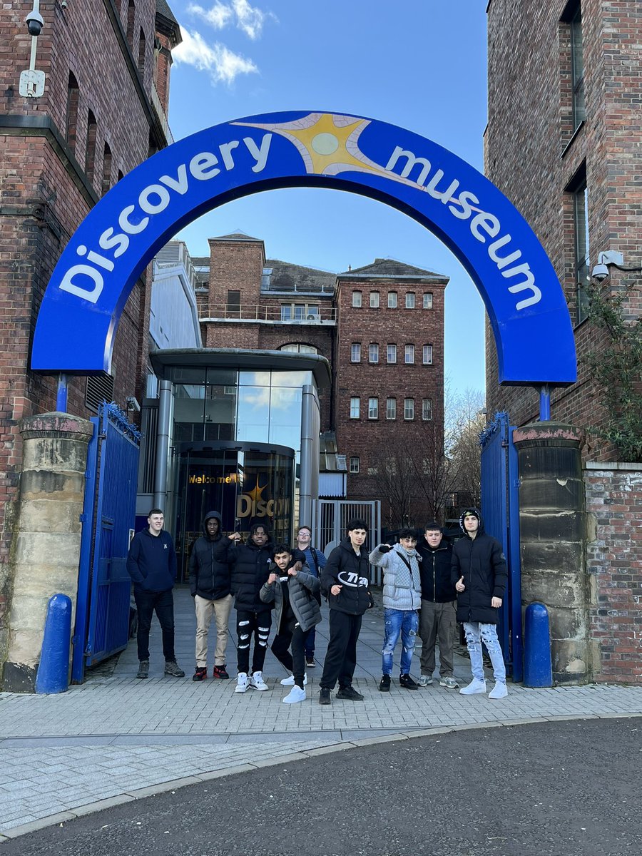 simpson_helen's tweet photo. Great day out in sunny Newcastle today ☀️ @gatesheadcoll Business 🧑‍💼 and Travel 🧳 students exploring local visitor attractions. Thanks for having us @GNM_Hancock @Discovery_Mus https://t.co/mARcdyM0Lh