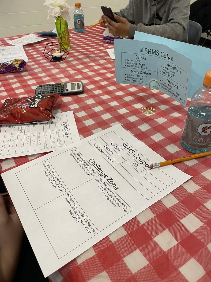 7th graders applied what they know about tax, tip and discount at the SRMS cafe today! @SRMS_Official #middleschoolmath