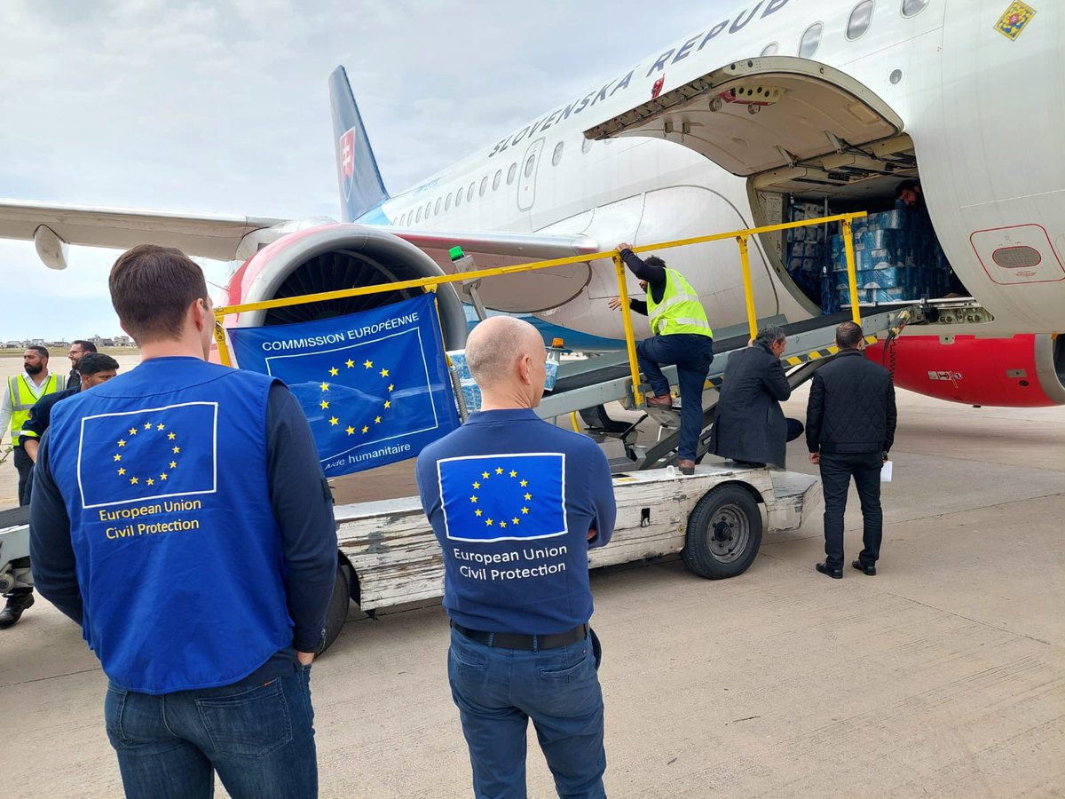MarekVarga14's tweet photo. 2️⃣nd shipment of in-kind HUM aid🆘 from 🇸🇰 4 Syria🇸🇾has arrived. Ongoing response of 🇸🇰 to the devastating earthquake hitting 🇹🇷 and 🇸🇾 in February. Civil Protection Team of @European Commission 🇪🇺 in cooperation with the @WFP
#ODAmatters 
@IngridBrockova  @St'ElizabethUniversity https://t.co/T4EEO6iIOK