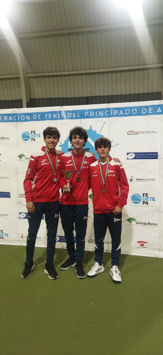 colegiosanvicentedepaul tweet media
