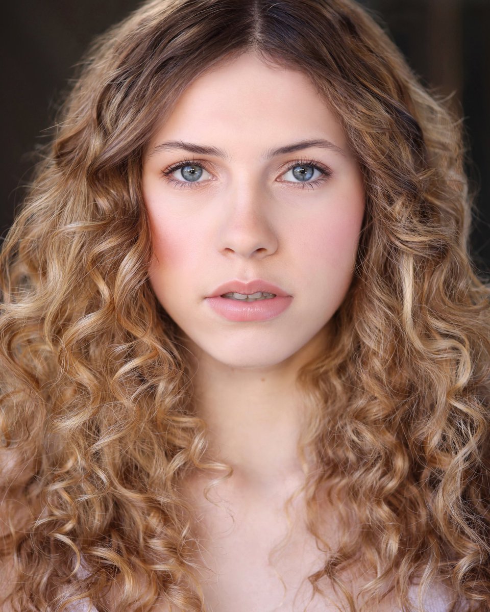 #Milabrener headshot by #lillykphotography ♥️