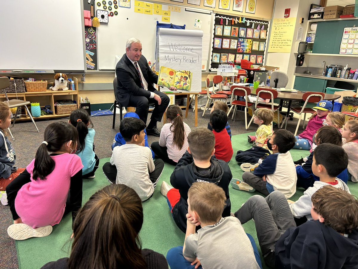 Tara Livolsi tweet media