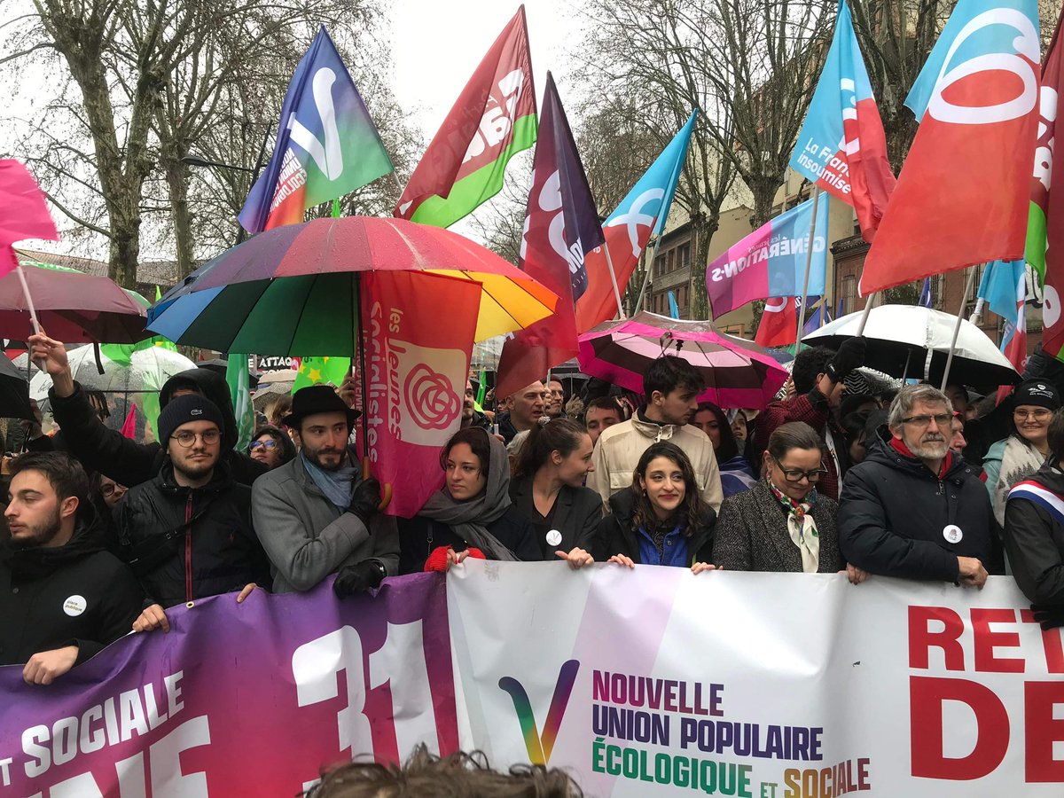 JeunesSoc31's tweet photo. Aujourd’hui, nous étions mobilisés en nombre pour dire NON à la réforme des retraites ! ✊❌
Cette réforme est injuste et inutile.
#7marsonbloquetout #grevedu7mars #js #js31 #partisocialiste #toulouse #hautegaronne #france https://t.co/dLTwETlsPH