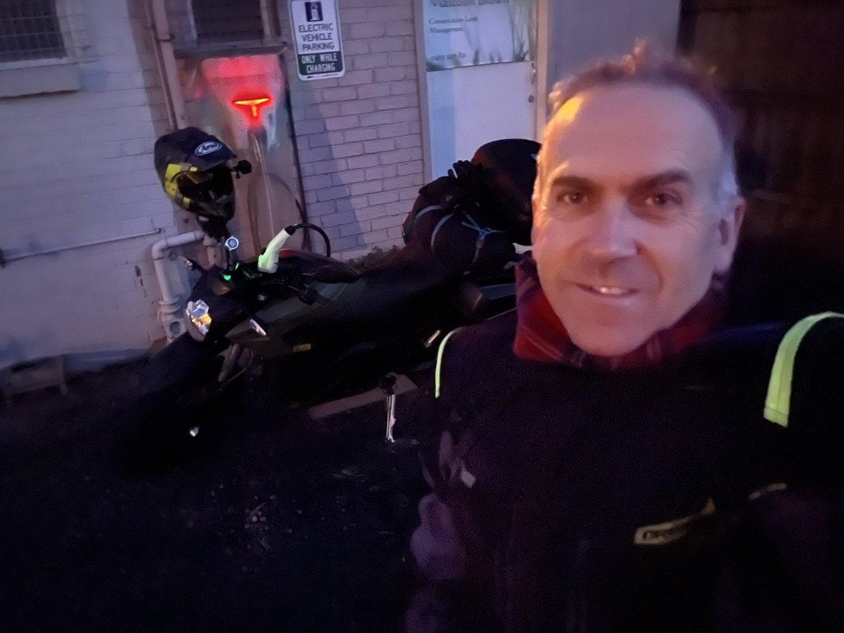 stevefuery's tweet photo. First 2 charges done on the 1,000km ride to #FullyChargedSydney on a @ZeroMC DSR. On Level 2 charging. That’s like London to John o’Groats. Joining the @AEVA_National stand at  @FullyChargedShw &amp; v keen to test ride the @EnergicaMotor #Experia. Might even see @bobbyllew 😉⚡️🏍️ https://t.co/ElfpPOYBVP