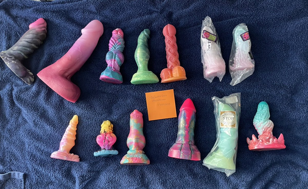 TheGoddessSnow's tweet photo. Okay I’m so sorry I keep doing this but finally organized everything again in a big sales post! #dongsales @baddragonresell 
Apologies for any leftover fuzzies you see, they’ll be washed off again! 
And as always, feel free to dm me for more photos or anything! https://t.co/NNgqOVvmky